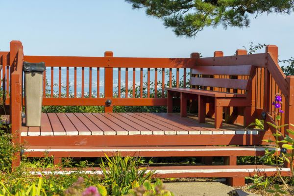 Redwood Deck Construction in Kent
